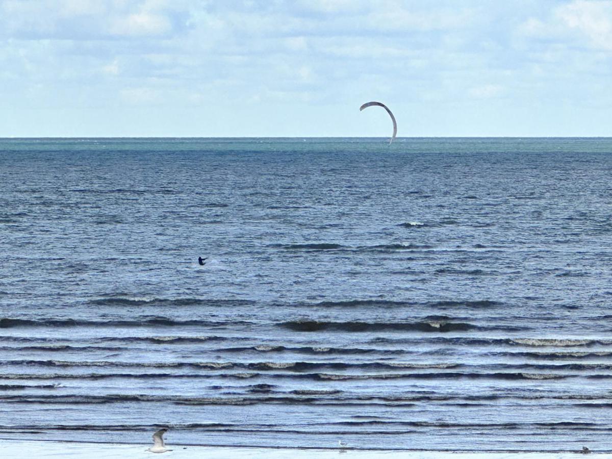 La Plage - Appartement Vue Mer Courseulles-sur-Mer Zewnętrze zdjęcie